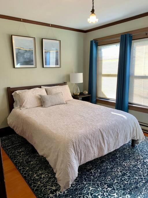 Historic Downtown Riverview Flat, No. 2 أستوريا المظهر الخارجي الصورة